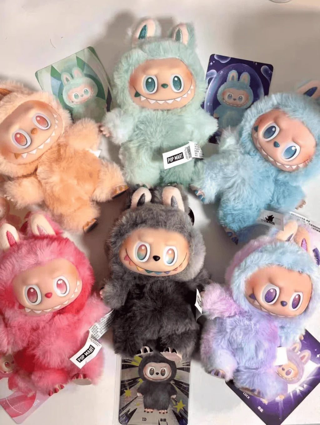 LABUBU POP MART SERIE MONSTRE