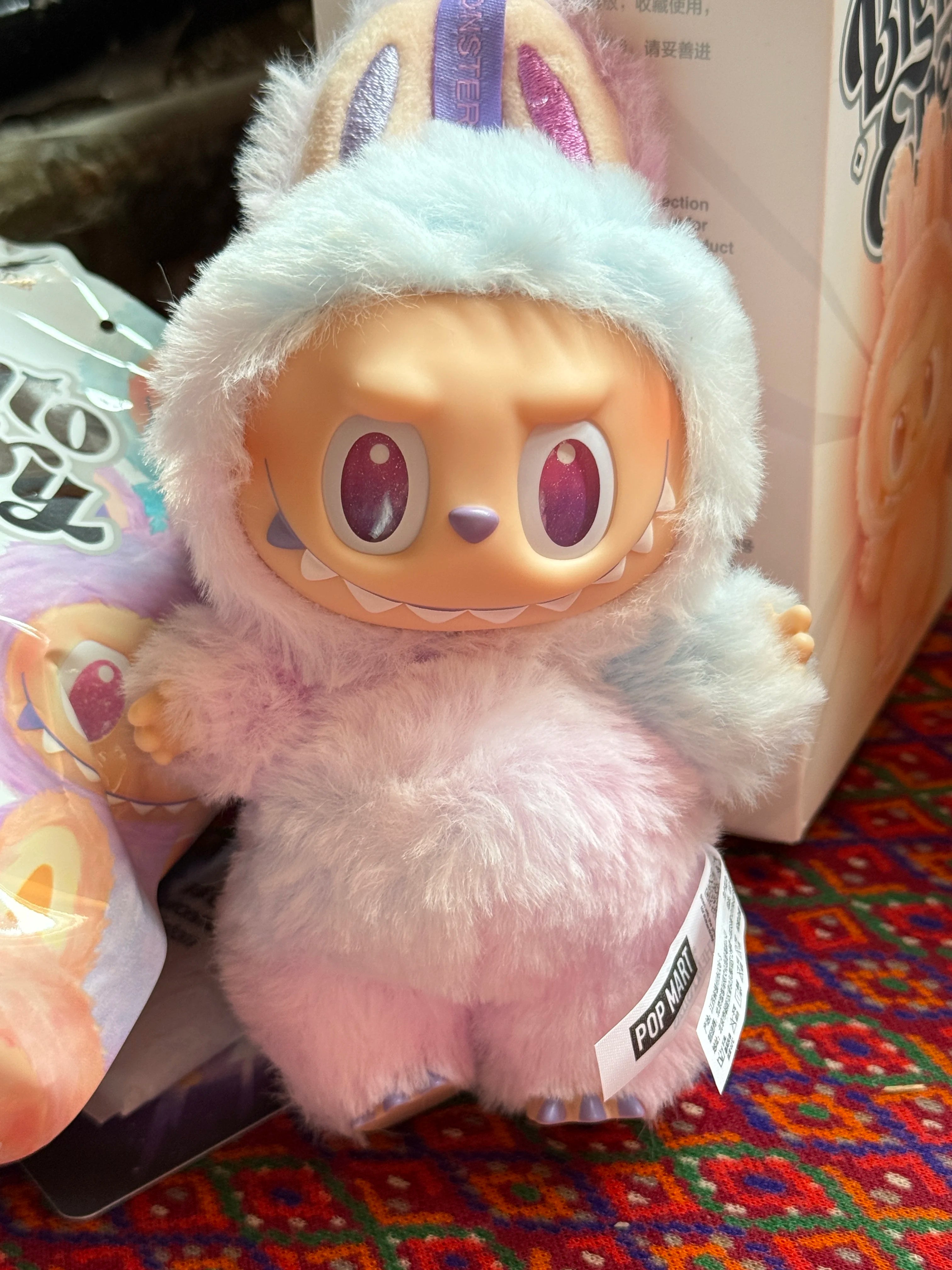 Labubu POP MART